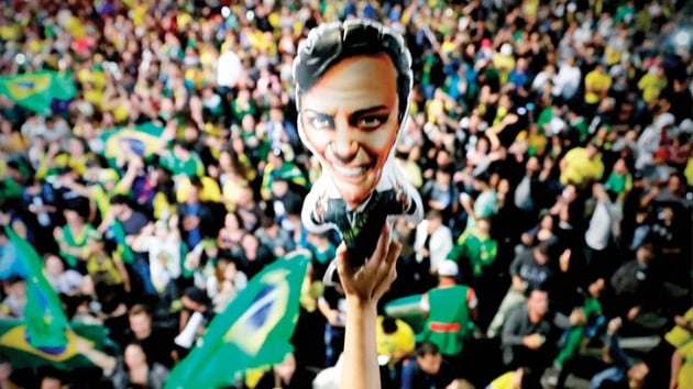 Beyaz Brezilya bakann buldu: Bolsonaro 