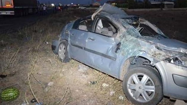 anlurfann Akakale ilesinde yamur nedeniyle kayganlaan yolda kaza: 6 yaral  