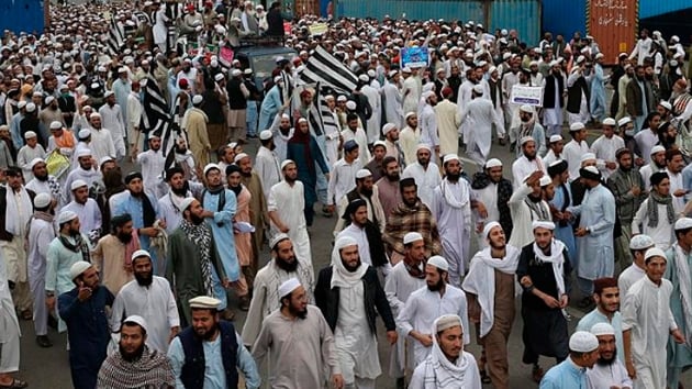 Pakistan'da 3 gn sren Asya Bibi eylemleri bitti, gzaltlar balad