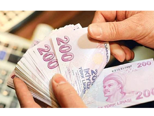 Yeni y�lda maa�lar bin lira artacak