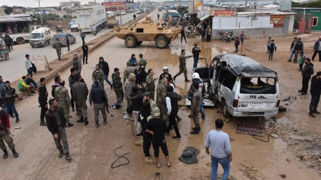 Azez'de bugn gerekletirilen ikinci bombal ara saldrsnda 7 ocuk yaraland