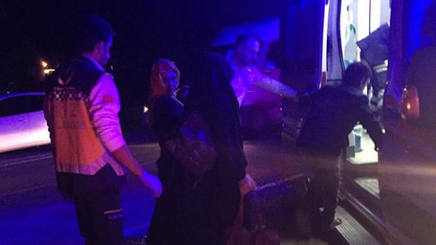 Mardin'de servis arac ile otomobilin arpmas sonucu meydana gelen kazada 6 kii yaraland