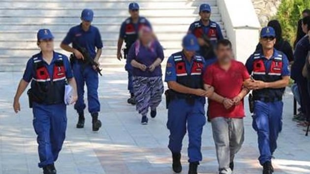 Jandarmadan e zamanl uyuturucu operasyonu  