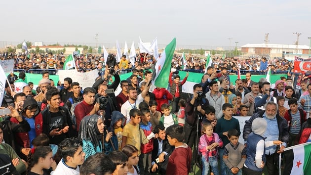 anlurfa'da toplanan Suriyeliler, topraklarn igal eden terr rgt PKK/YPGyi protesto etti