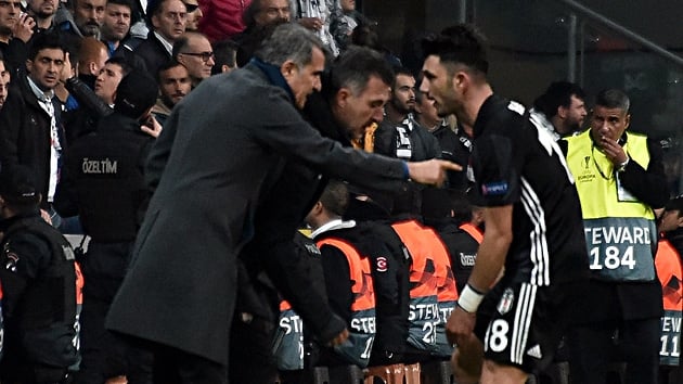 Tolgay Arslan'n Baakehir mann devre arasnda yemek yedii iin kadro d kald iddia edildi