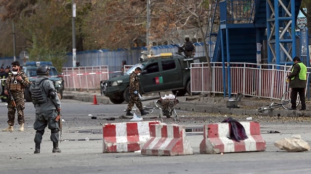 Afganistan'n bakenti Kabil'de intihar saldrs: 3 l, 8 yaral