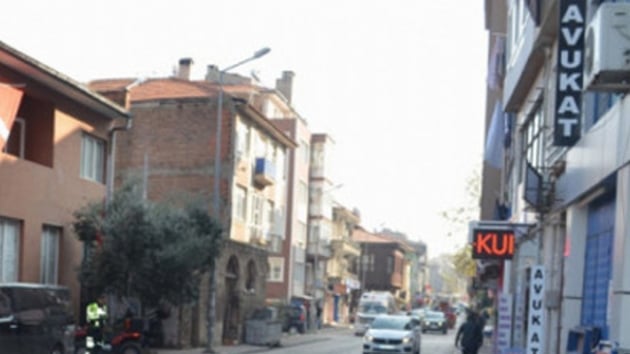 Mudanyada baz caddelerde otopark yasa balad