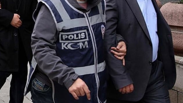 Adana'da FET operasyonunda 16 pheli yakaland