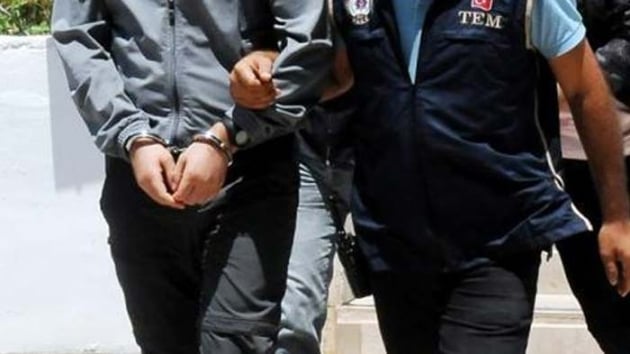 Ktahya'da yaplan FET operasyonunda 3 pheli tutukland