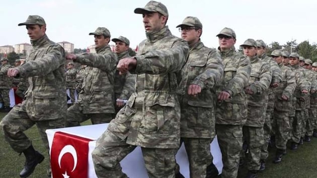 Adana'da bedelli askerler yemin etti