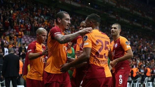 Galatasaray'da Maicon zor gnler geiriyor