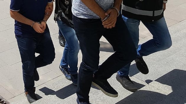 Antalya'da silahl kavgaya kartklar iddiasyla gzaltna alnan 2 pheli tutukland