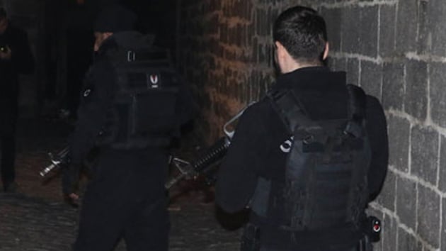 Diyarbakr'da kan silahl atmada 2 kii ld 2 kii de yaraland