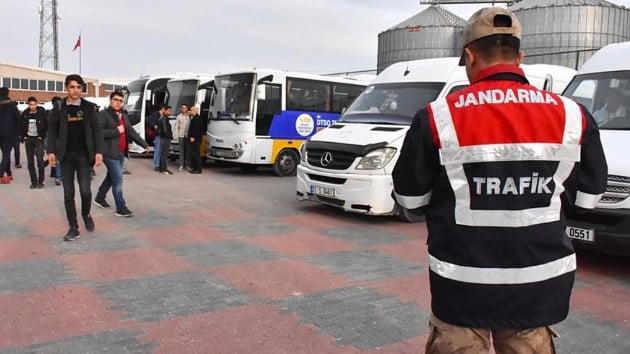 Okul servis aralar jandarmann takibinde