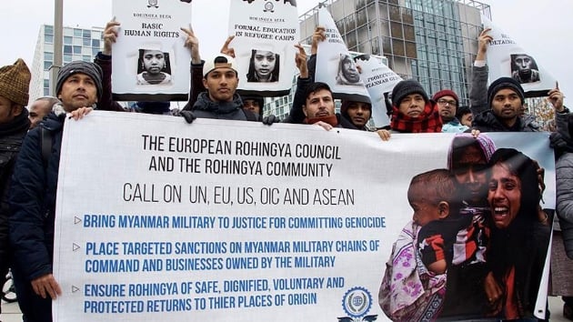 Myanmar'daki Arakanl Mslmanlara yaplan soykrm Hollanda'da protesto edildi