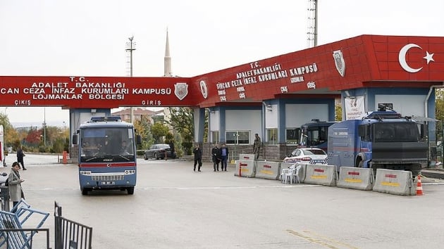 'Yarbayn talimatyla askerler zerimize ate at'