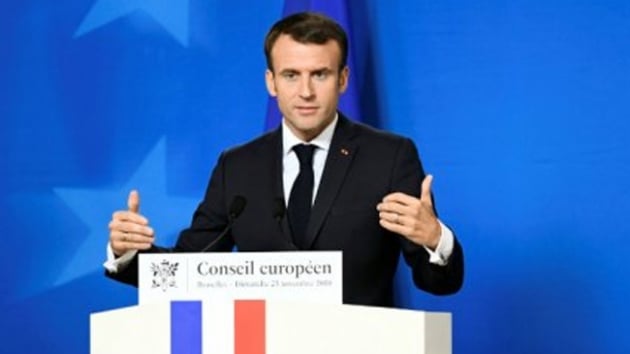 Fransa Cumhurbakan Macron, akaryakt vergilerini 3 ayda bir revize edecek