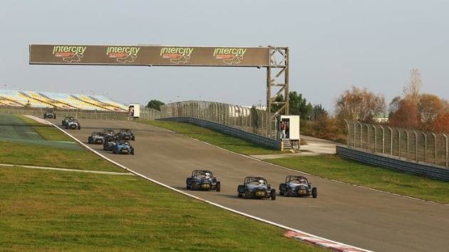 Intercity stanbul Park tek marka kupalarnda kran krana final