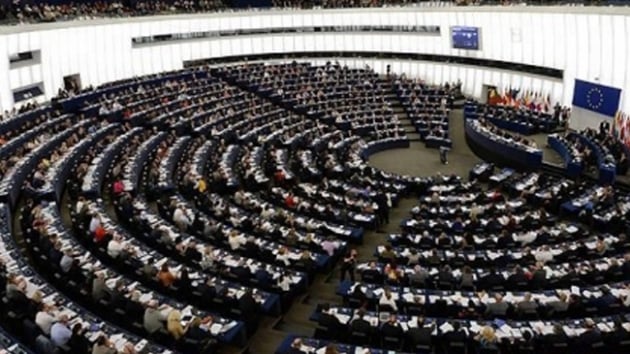 Avrupa Parlamentosu, Macaristan'dan eski Makedonya Babakan Nikola Gruevski'yi lkesine iade etmesini istedi    