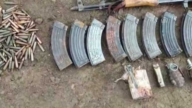 Terristler kaarken silahlarn braktlar