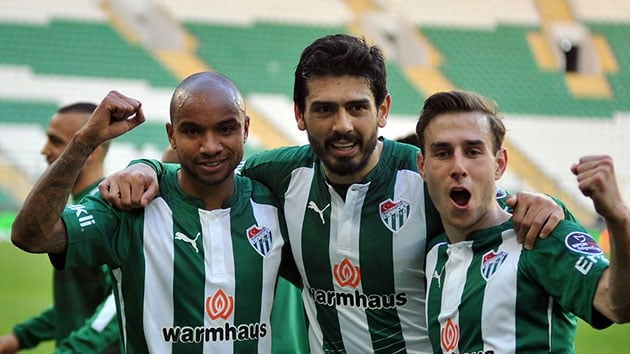 Bursaspor Joshua John'un szlemesini feshetti