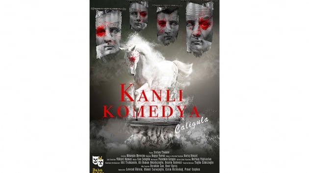  Kanl Komedya 'Caligula' Baba Sahne'de