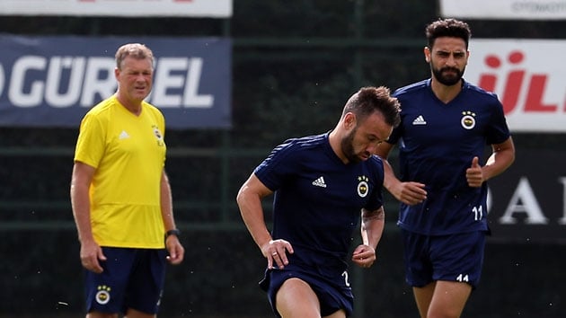 Mehmet Ekici iyi Valbuena ise Akhisar'da yok