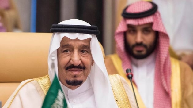 Suudi Arabistan Kral Selman, Katar Emiri Temim'i KK Zirvesi'ne davet etti