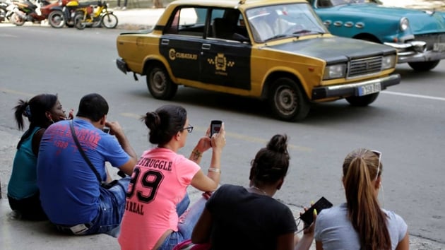 Kba cep telefonlar iin snrsz internet eriimi hizmetine  geiyor  