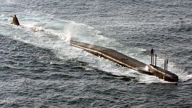 Rus nkleer denizaltsyla Kalibr fzesi frlatld