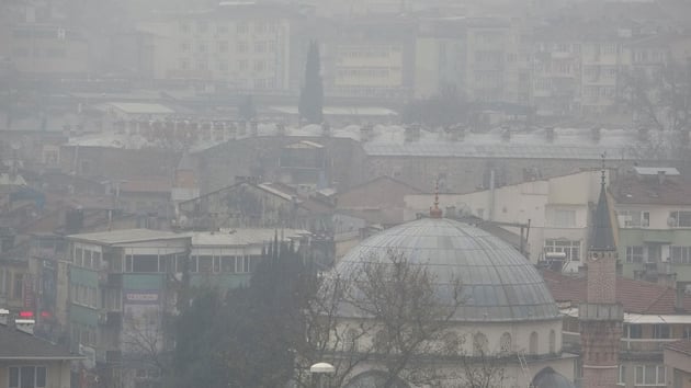 Bursa sis altnda kald; deniz otobs seferleri iptal oldu