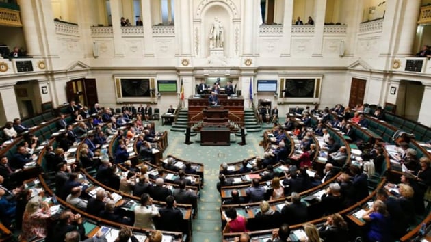 Belika Parlamentosu, BM Gmen Pakt'nn imzalanmasna onay verdi