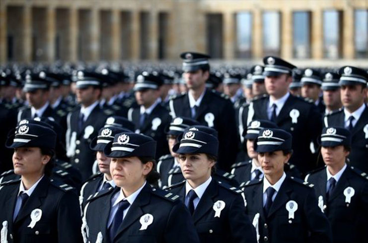 POMEM m�lakatlar� bekleniyor