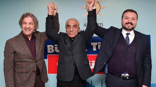 CHP'li meclis yesi partisinden istifa ederek AK Parti'ye geti  