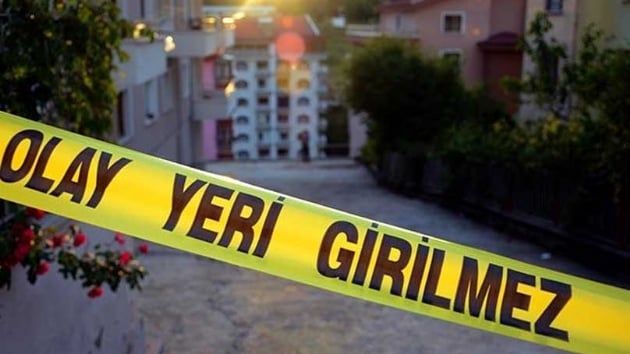 Gaziantep'te pompal tfekli alacak verecek kavgas: 3 yaral  