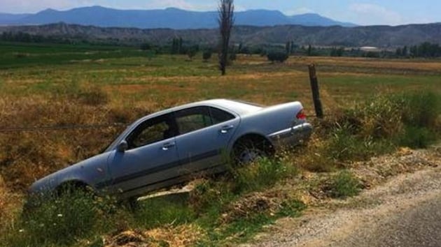 Kars'ta meydana gelen trafik kazasnda 2'si ocuk 5 kii yaraland