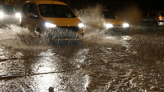 Kocaeli, Sakarya, Dzce, Zonguldak ve Bartn'daki saanak eklindeki yalar bu gece saatlerinden itibaren etkisini arttracak