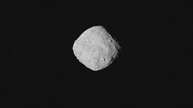 NASA asteroitte su izleri buldu