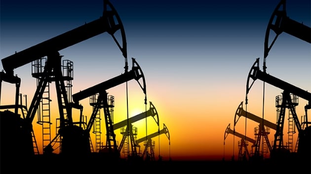 OPEC'in petrol retimi kasmda azald