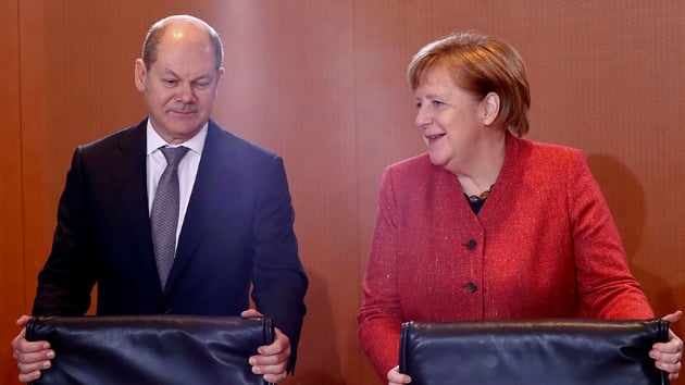 'Almanya, dzenli ve dzensiz Brexit'e hazr'