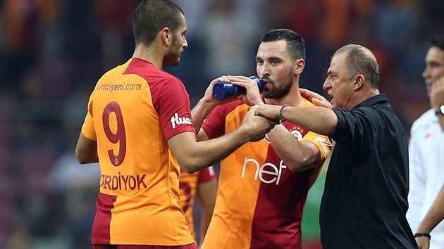 Fatih Terim, Eren Derdiyok kararn erteledi