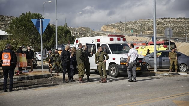 galci srail ordusu Ramallah'n giri klarn kapatt   