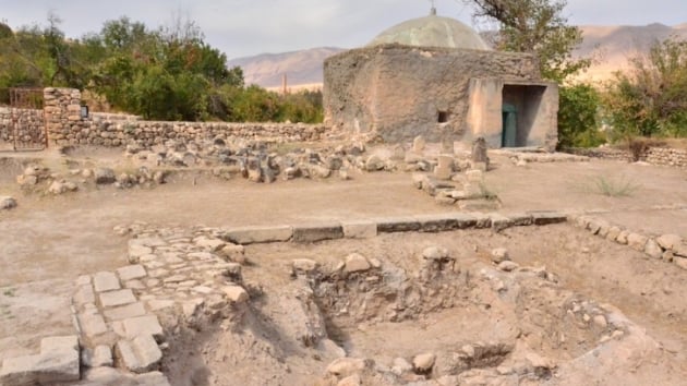 Hasankeyf'in trbe ve zaviyeleri de Yeni Kltrel Park Alan'na naklediliyor