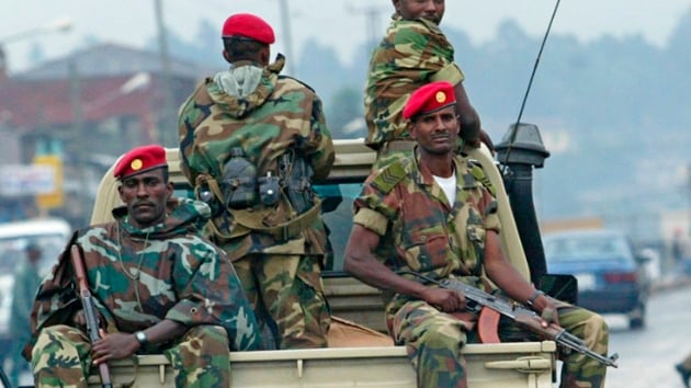 Etiyopya, Eritre snrndaki askerlerini geri ekmeye balad