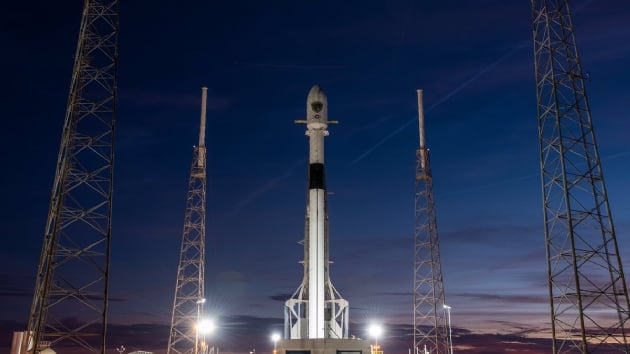 SpaceX yln son uuunu bugn yapacak: Canl yayn