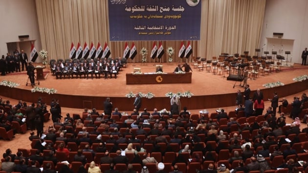 Irak'ta 3 bakan daha meclisten gvenoyu ald