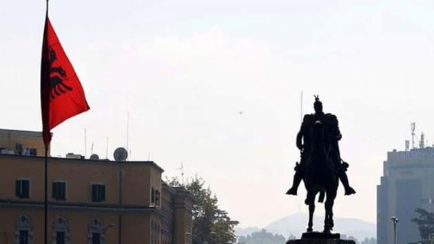 Arnavutluk, ran Bykelisini snr d etti