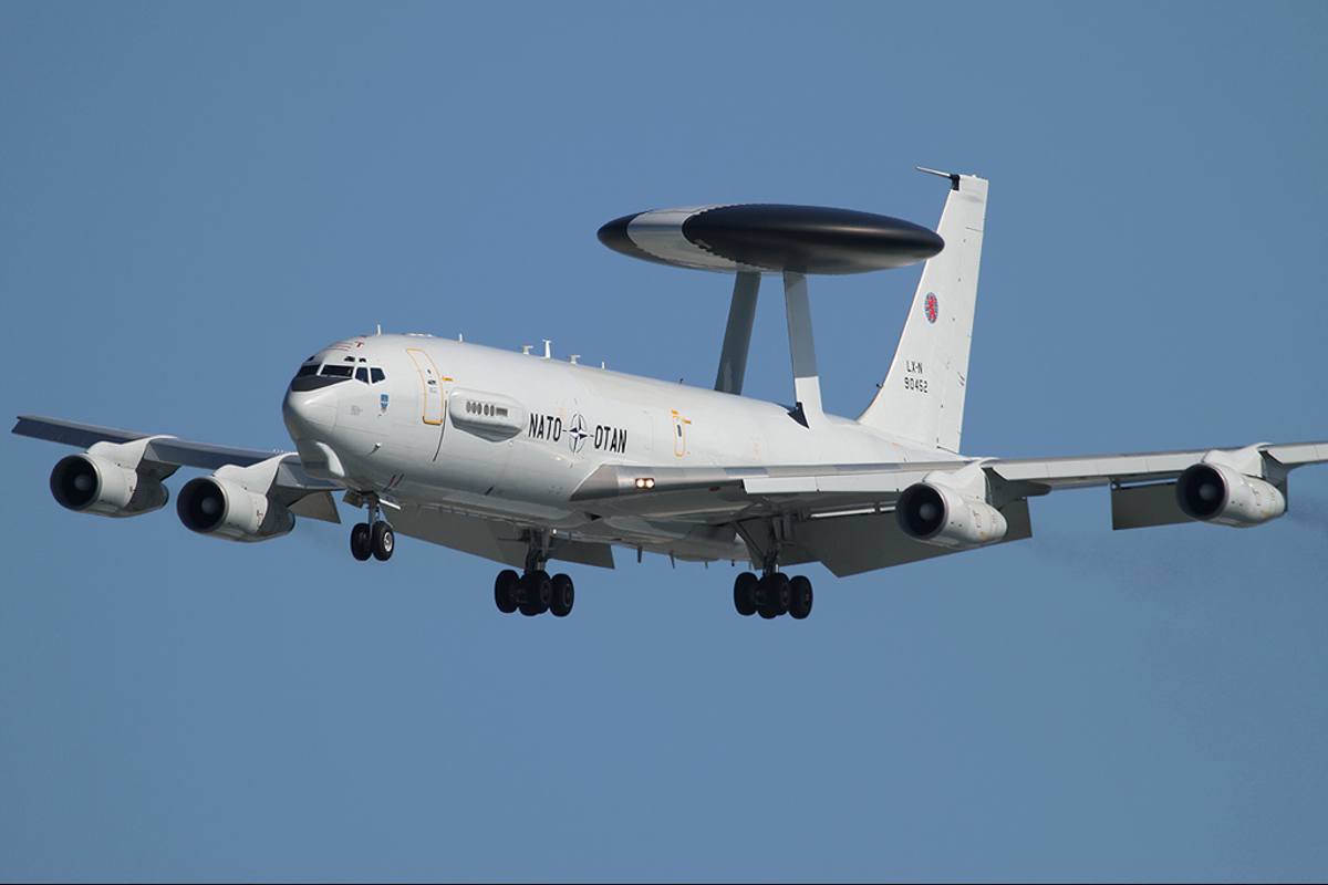 AWACS�lar modernize edildi