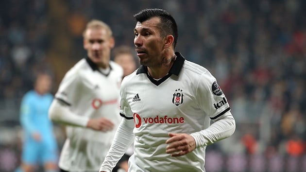 West Ham United, Medel iin Beikta'a 7 milyon Euro teklif etti