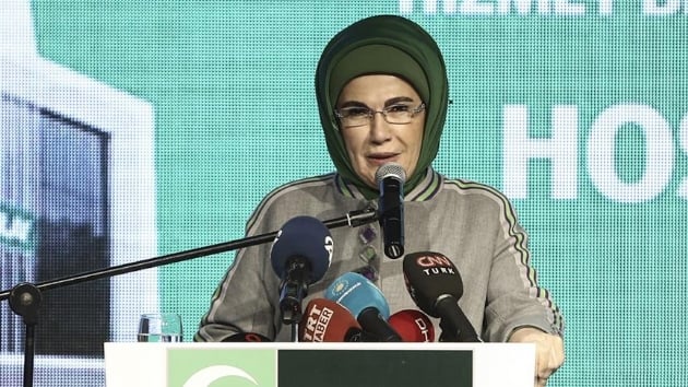 Emine Erdoan: ocuklarmzla aramza alamayacak mesafeler koymamalyz